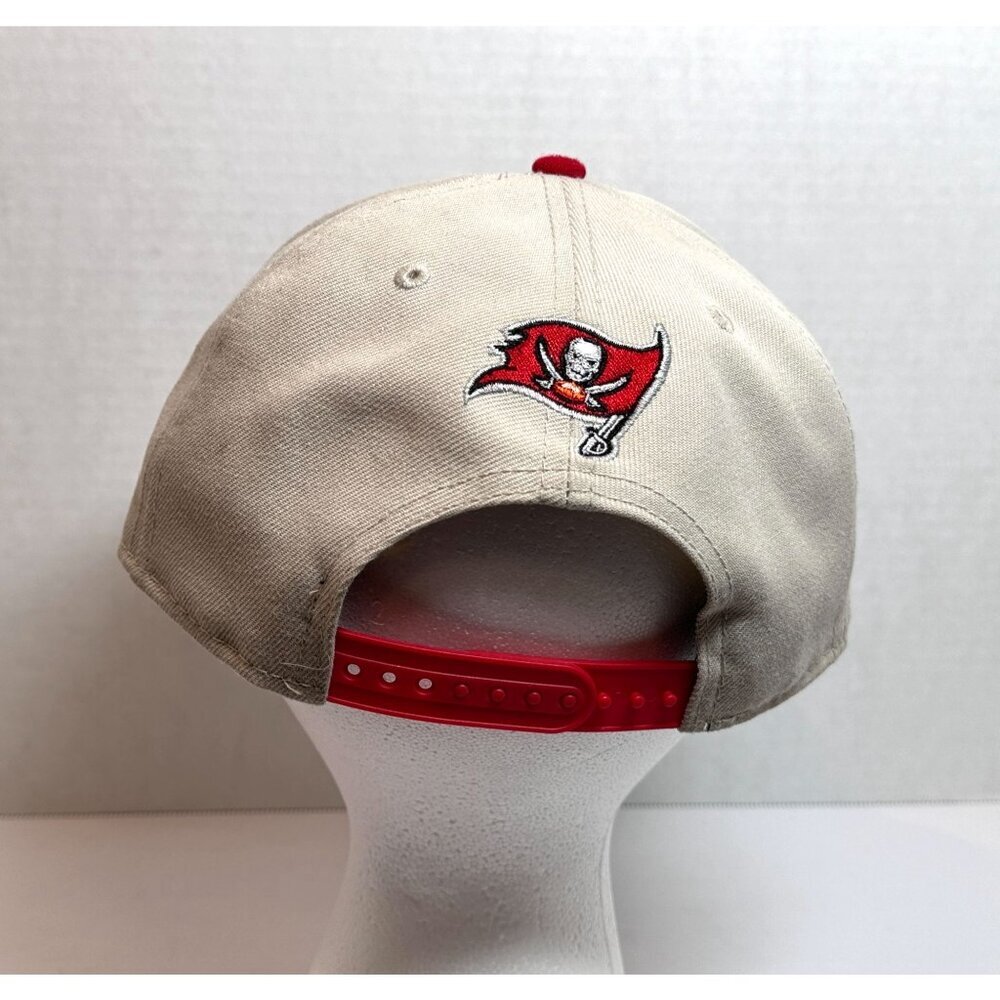 Tampa Bay Buccaneers New Era 9Fifty Snapback Hat Cap Cream and Red - Picture 5 of 16